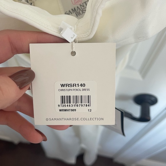 NWT Samantha Rose Women’s Christoph Dress in White - Picture 5 of 7